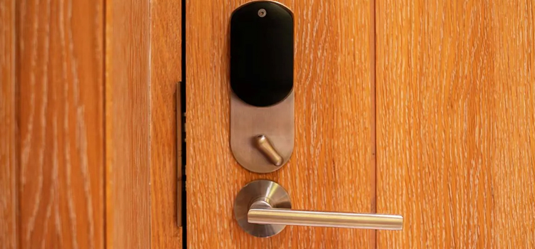 Automatic Locking Door Knob Orland